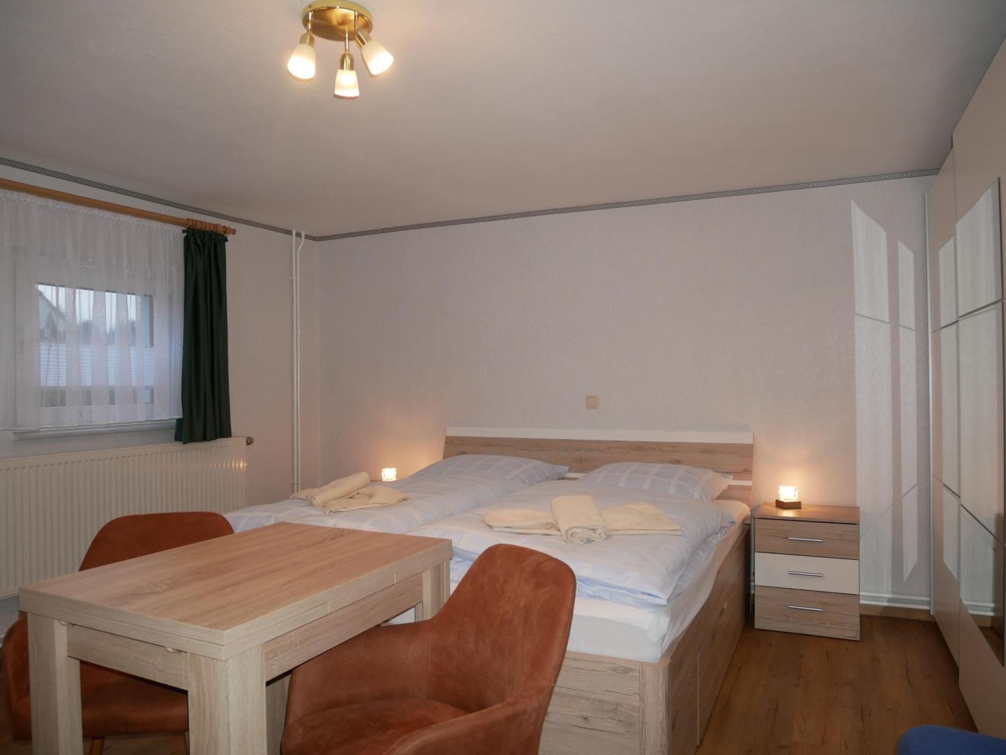 2 Ferienzimmer Inkl Fr & 1 Bungalow, Wlan, Garten, Grill Цинновиц Экстерьер фото