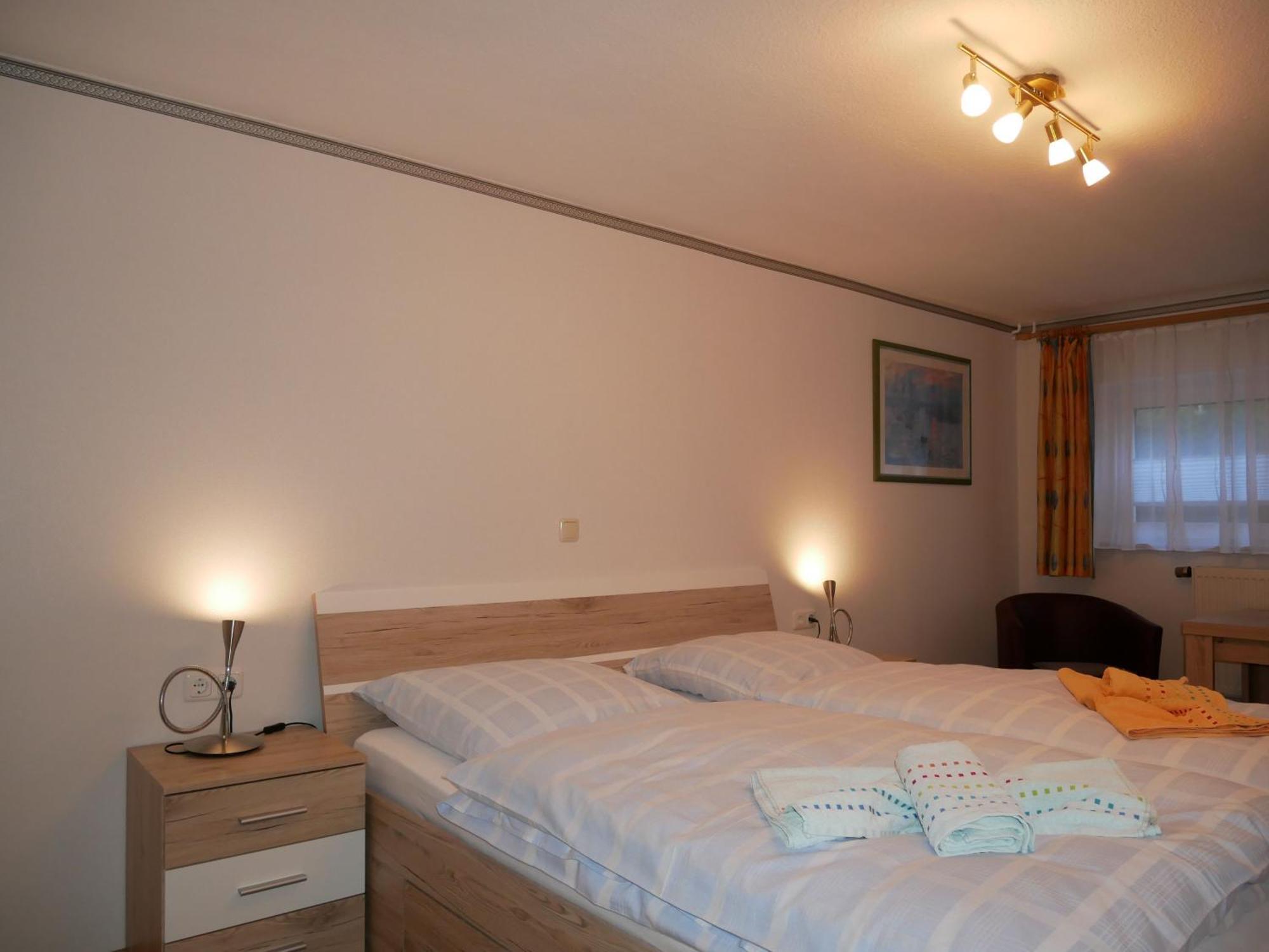 2 Ferienzimmer Inkl Fr & 1 Bungalow, Wlan, Garten, Grill Цинновиц Экстерьер фото