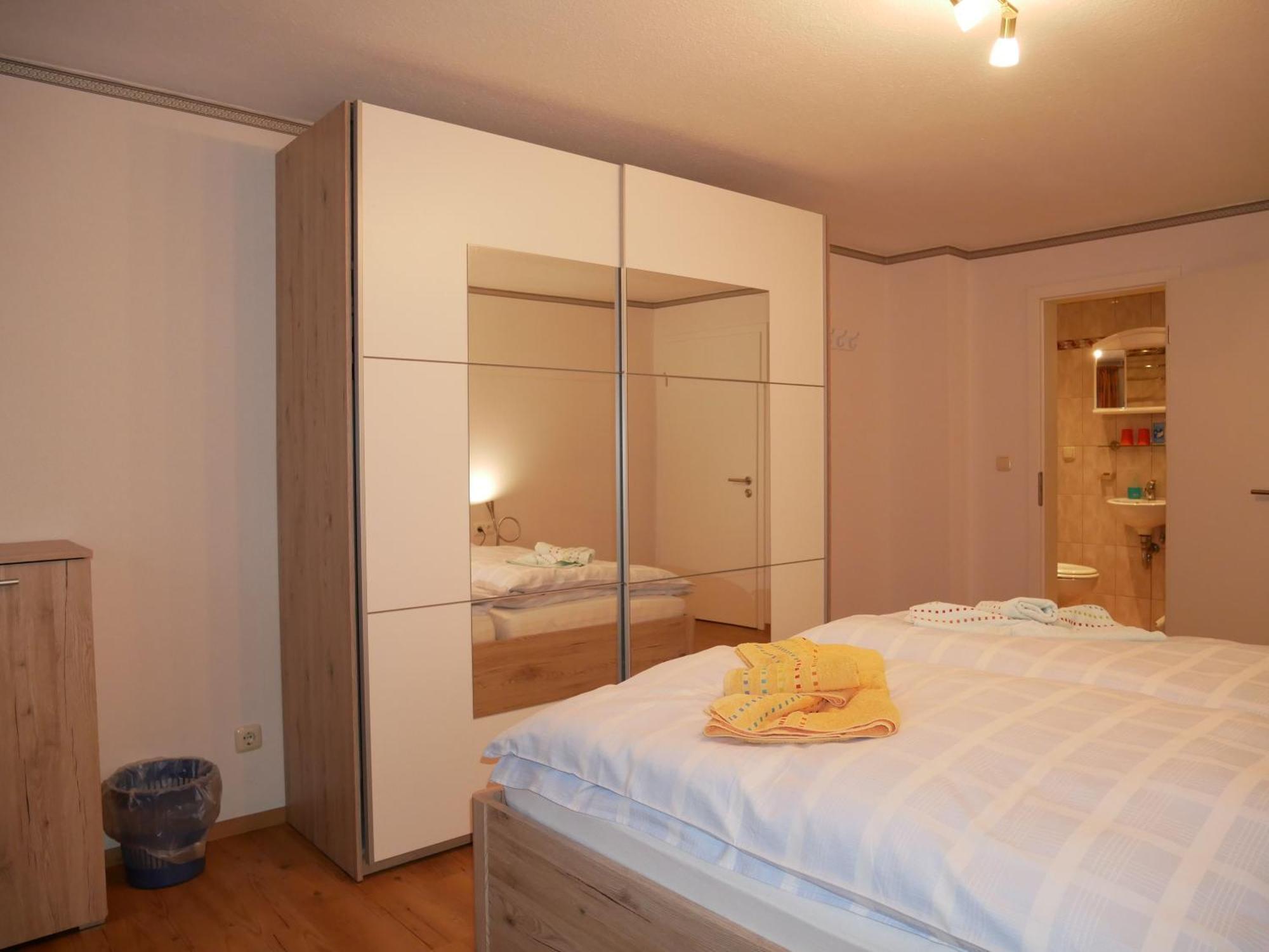 2 Ferienzimmer Inkl Fr & 1 Bungalow, Wlan, Garten, Grill Цинновиц Экстерьер фото