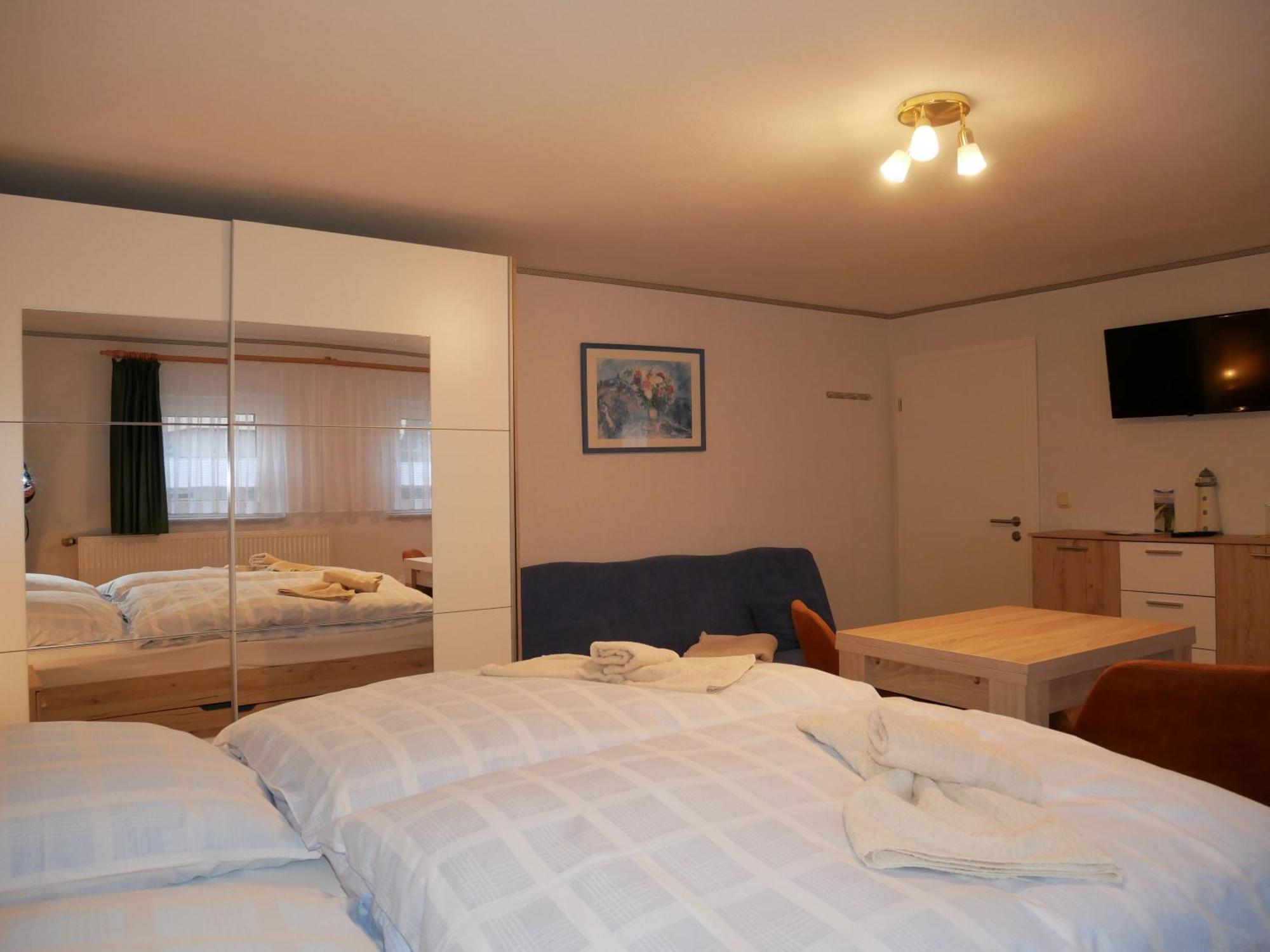 2 Ferienzimmer Inkl Fr & 1 Bungalow, Wlan, Garten, Grill Цинновиц Экстерьер фото